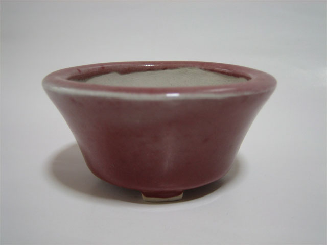 桃花紅釉円形鉢（正面）